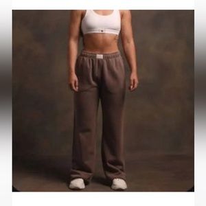 She Dual Patch Big Cozy Sweats in Mojave Brown